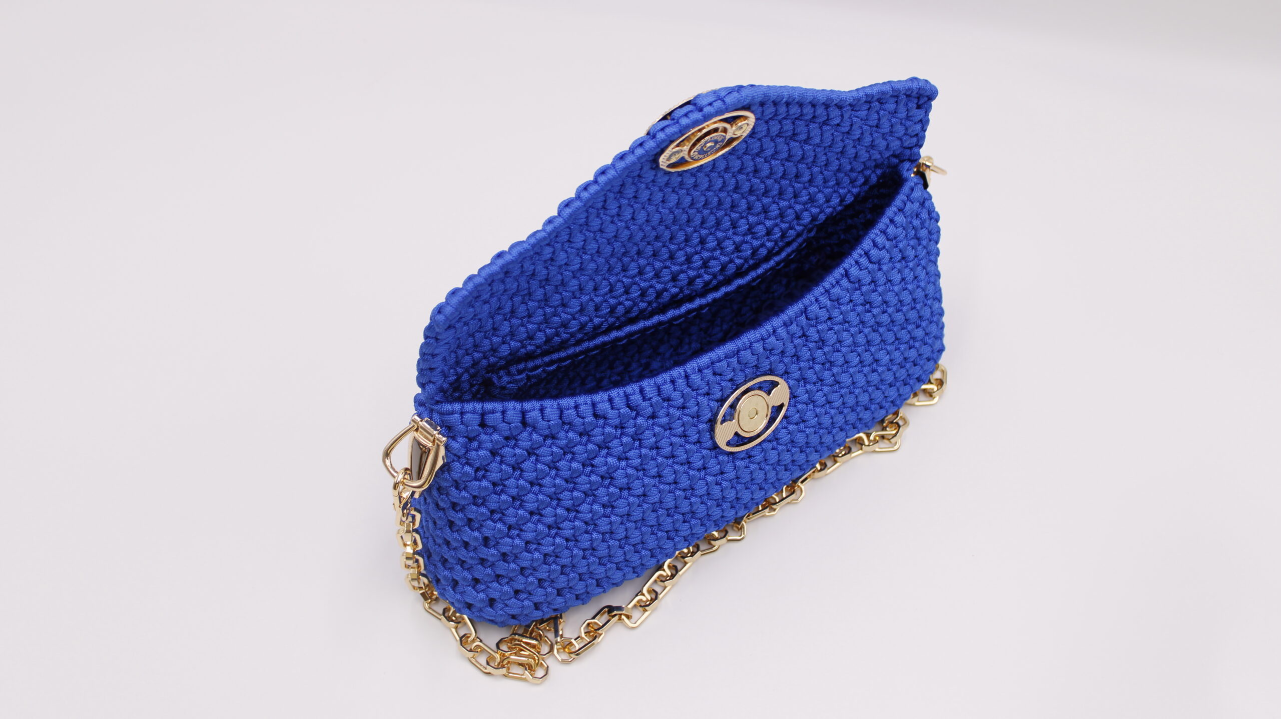 BLUE PURSE 100% HAN-WOVEN
