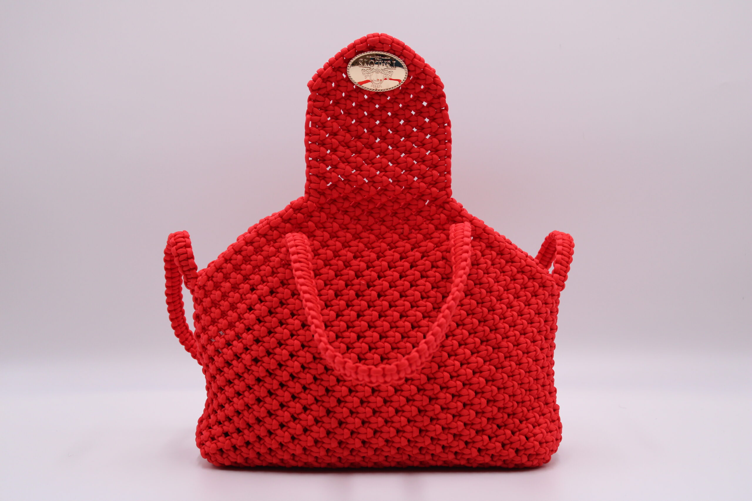TOTE BAG RED COLOR  100% HAND-WOVEN WITH THE SMALL INTERNAL POCKET