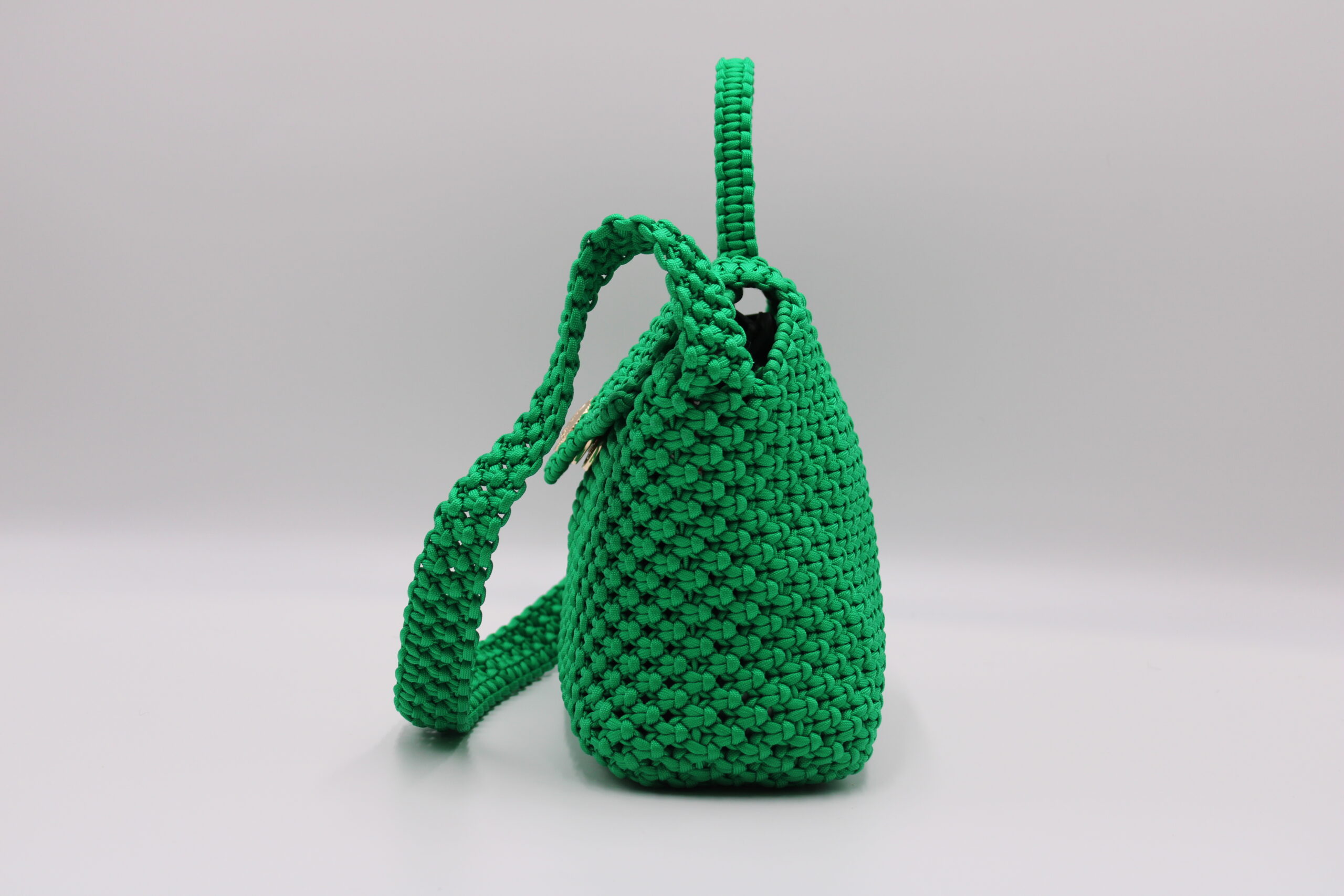 NDIM EPAN GREEN 100% HAND-WOVEN WITH THE SMALL INTERNAL POCKET