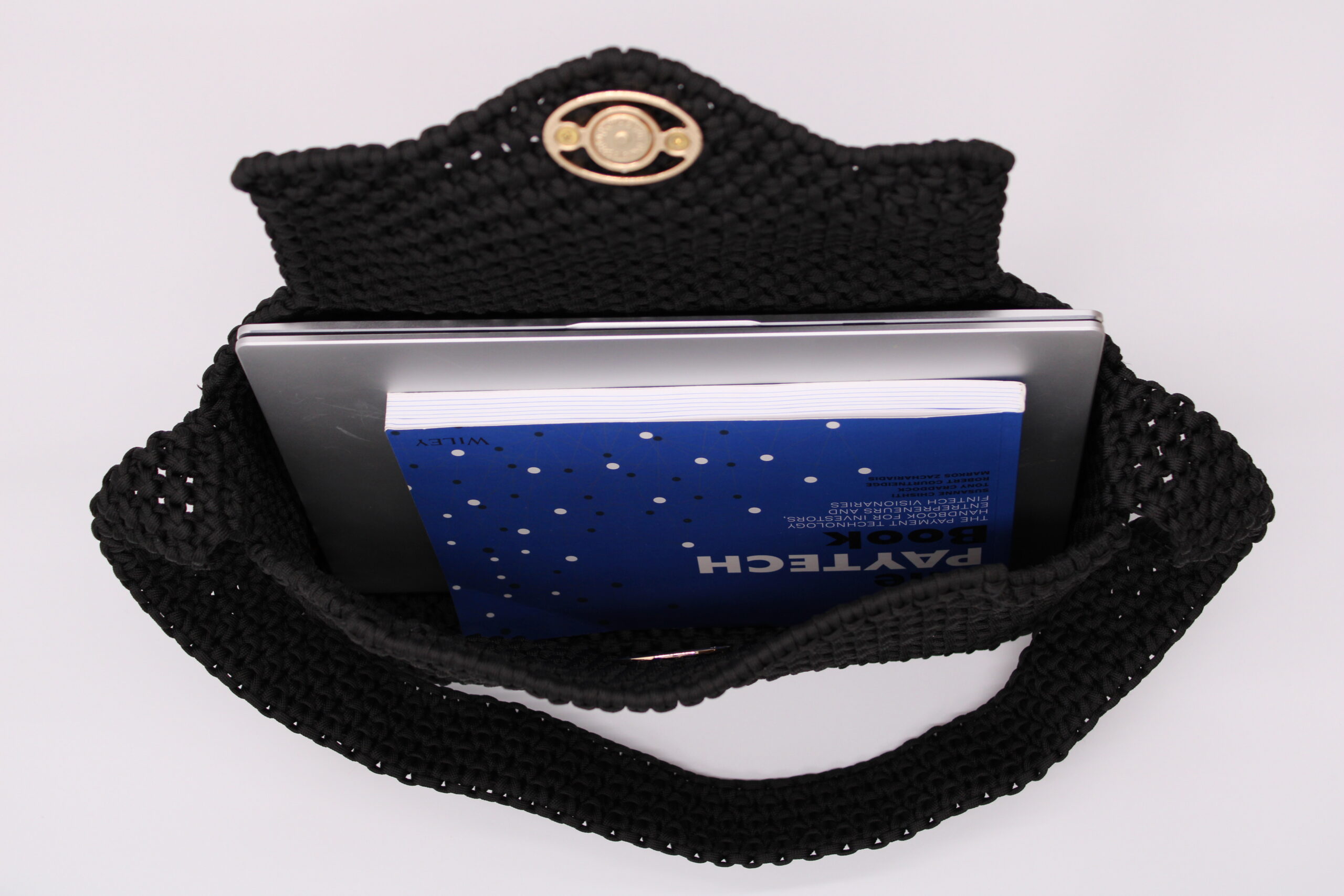 MENDOUM BLACK COLOR  100% HAND-WOVEN