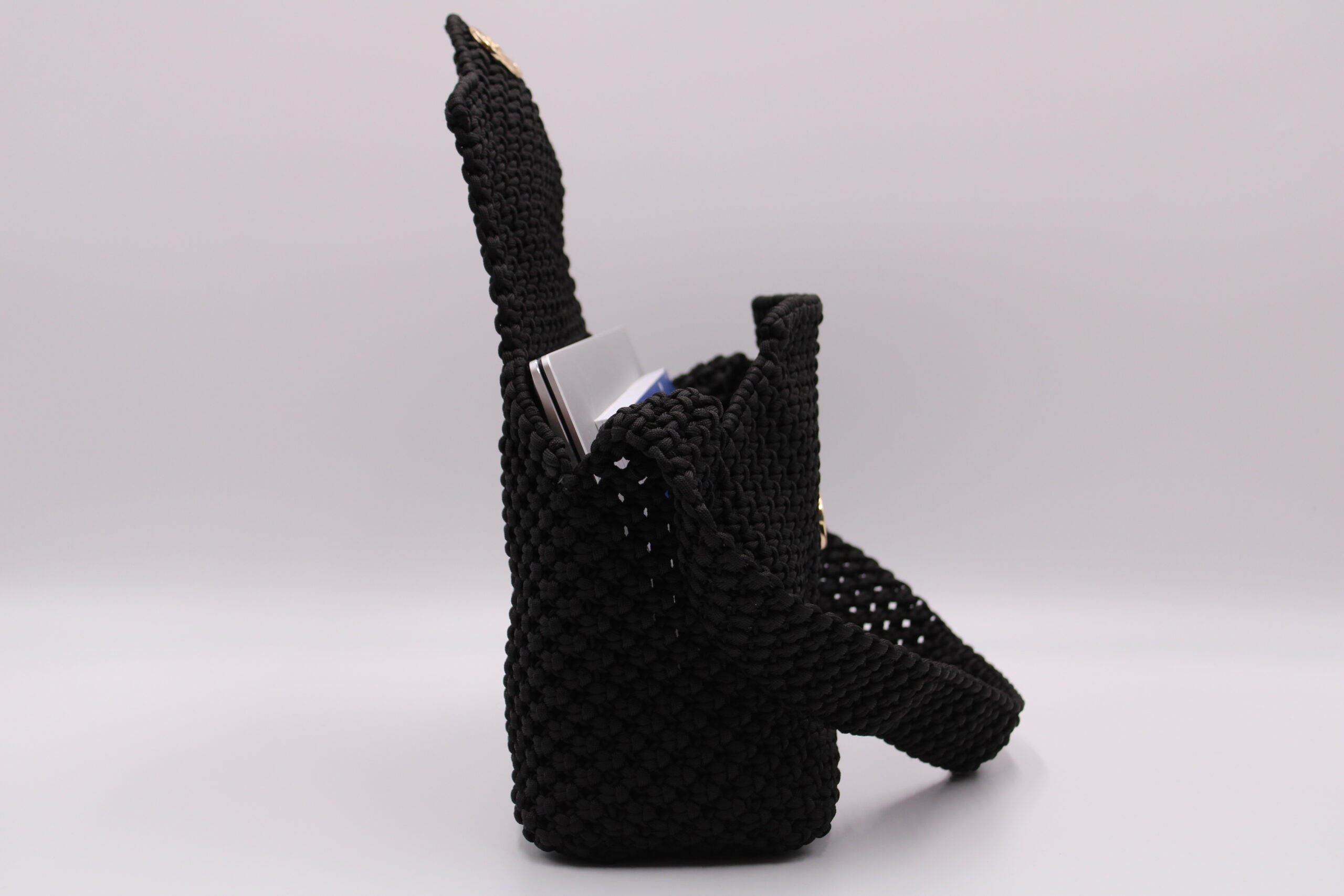 MENDOUM BLACK COLOR  100% HAND-WOVEN