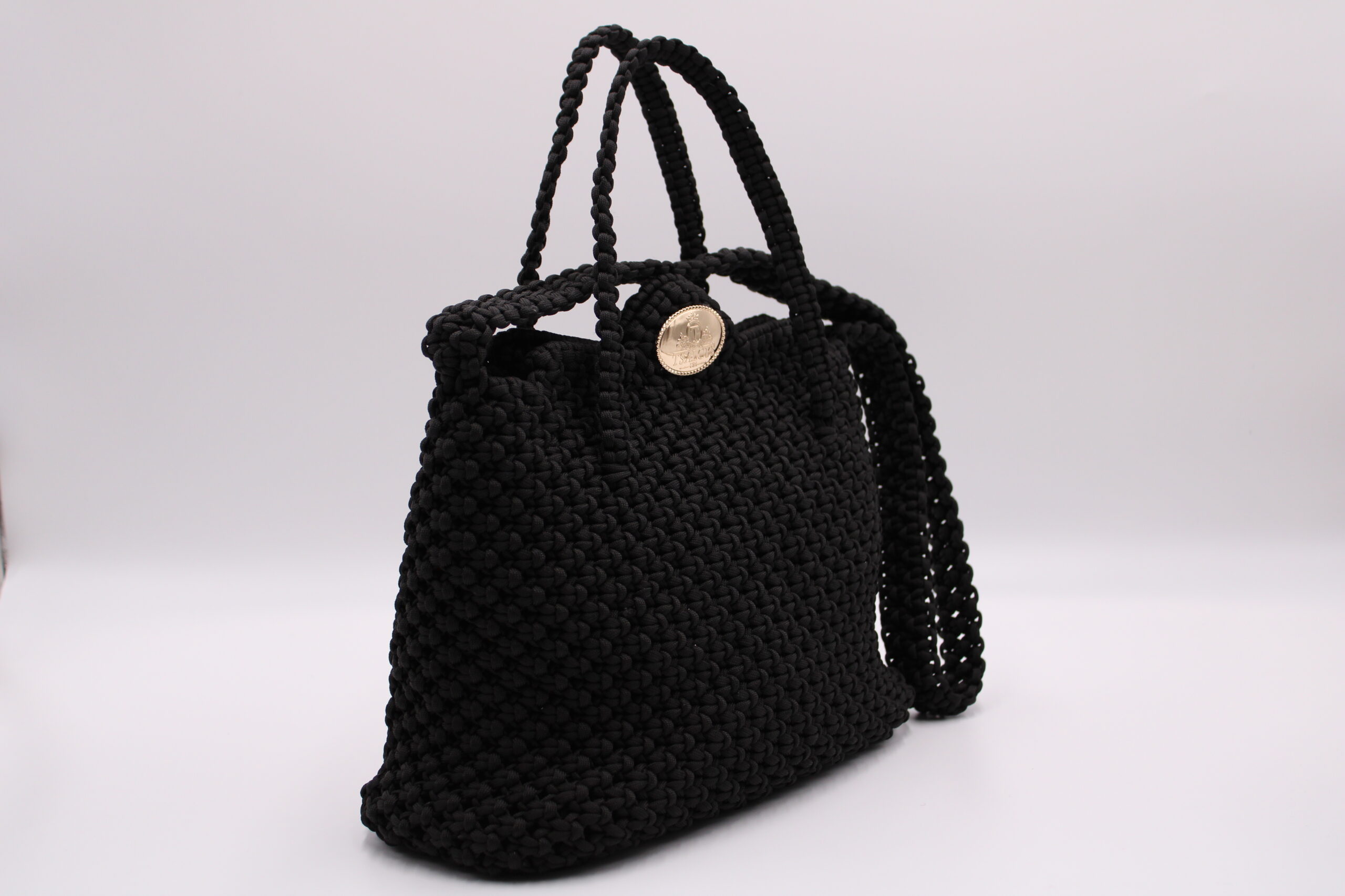 ICONIC MIDSIZED BLACK COLOR 100% HANDWOVEN