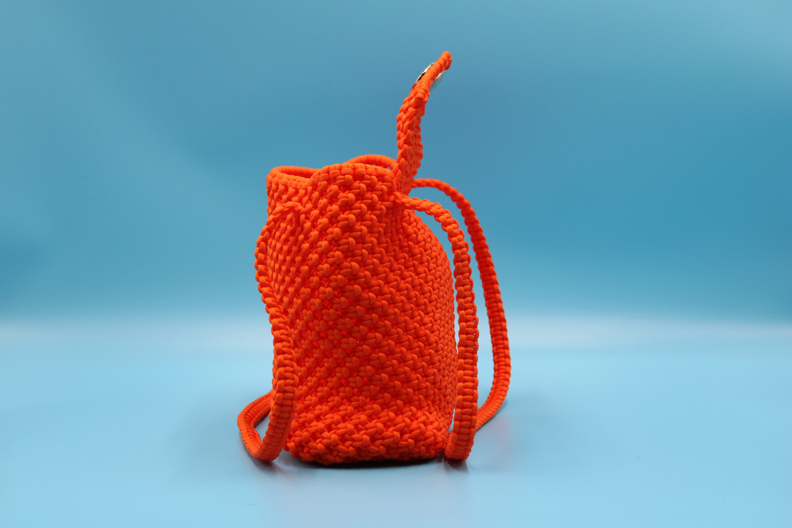 TOTE BAG ORANGE COLOR WITH CLOSED TOP 100% HAND-WOVEN WITH THE SMALL INTERNAL BAG