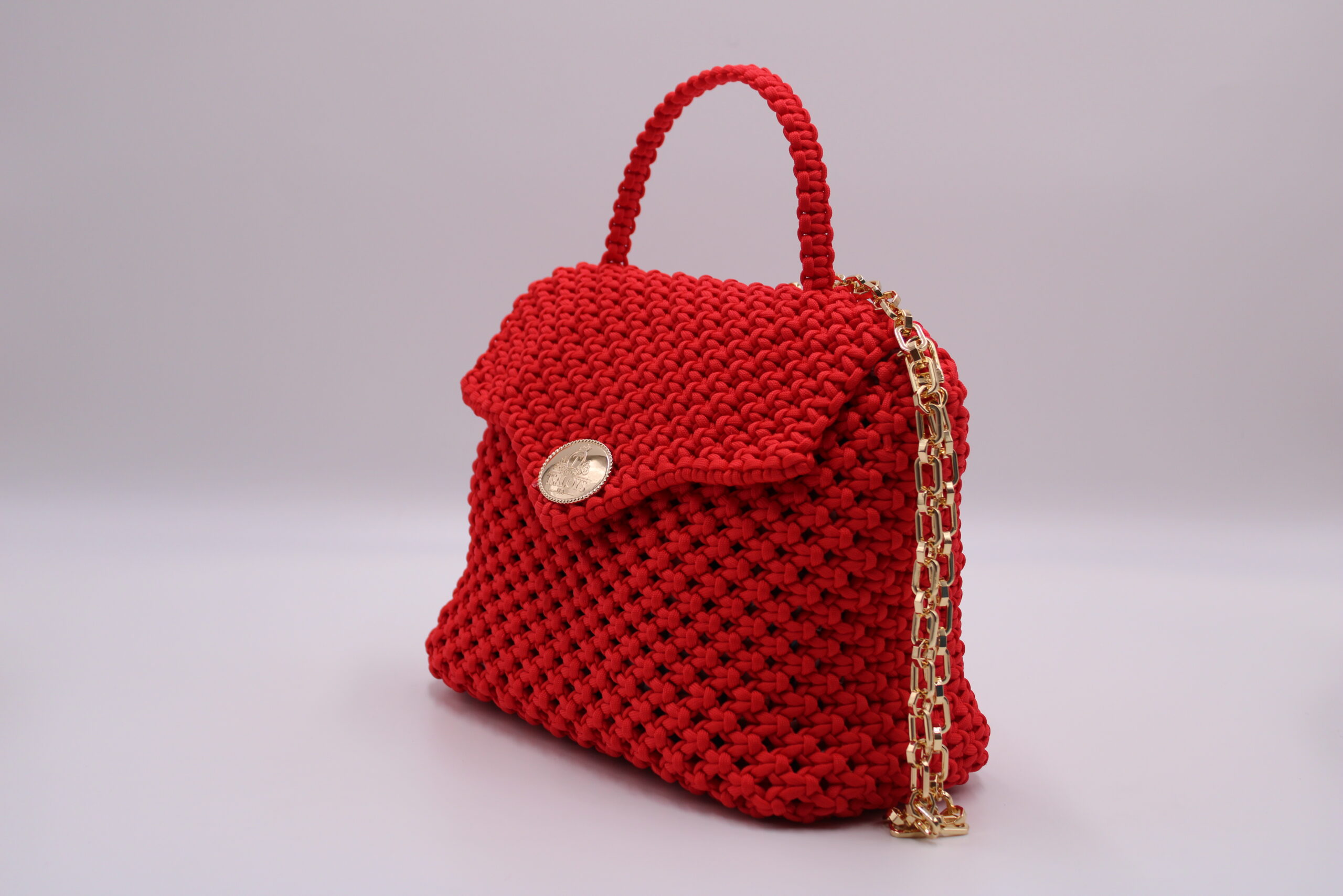 AKOM 100% HAND-WOVEN WITH SMALL INTERNAL POCKET